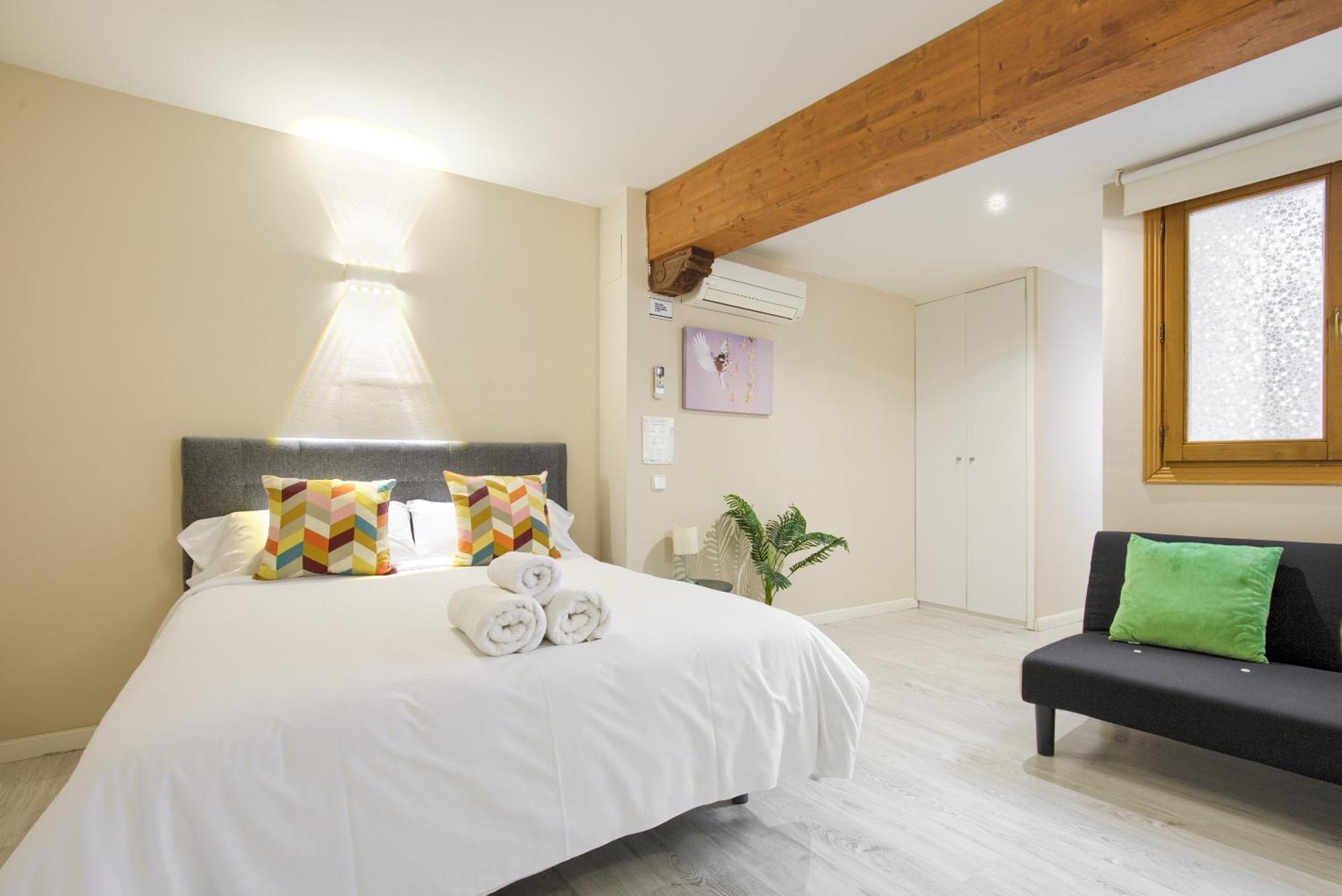 Apartamentos Ryc 阿尔卡拉德荷那利斯 外观 照片